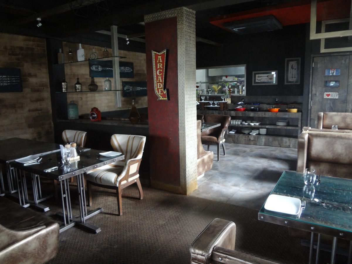 Hotel Gangakashi Nagpur Dış mekan fotoğraf