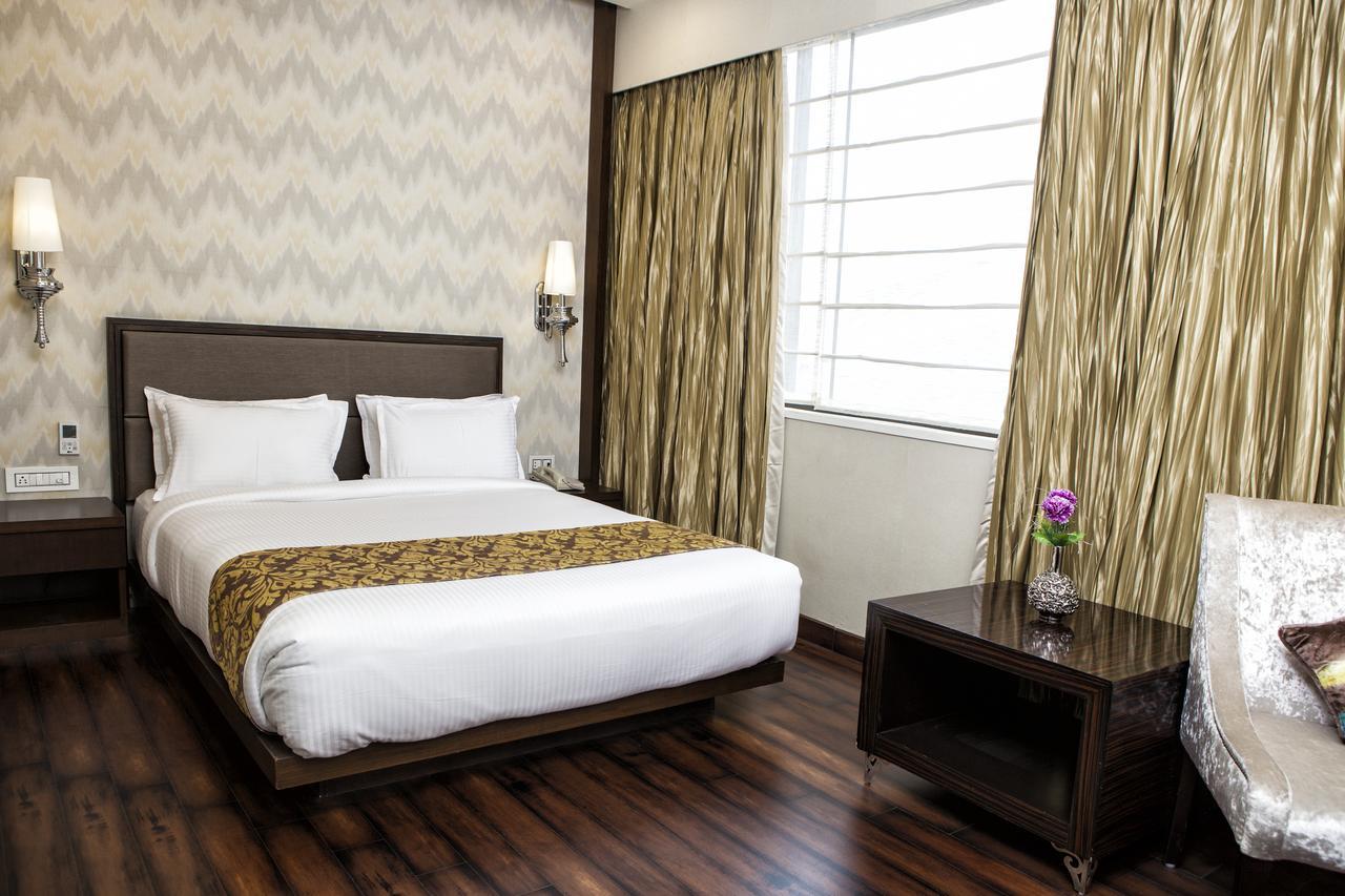 Hotel Gangakashi Nagpur Dış mekan fotoğraf